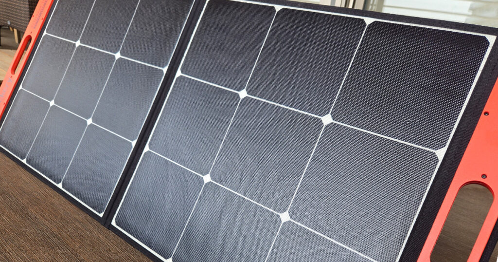 新Jackery SolarSaga 100