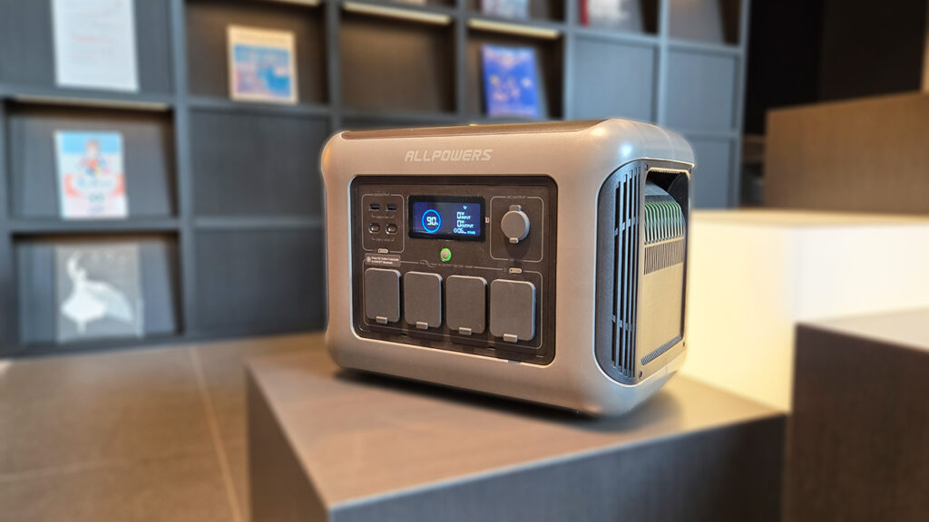 室内にあるALLPOWERS R1500LITEの様子