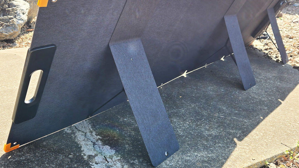 Pecron E1000LFPのソーラーパネルつないでみた